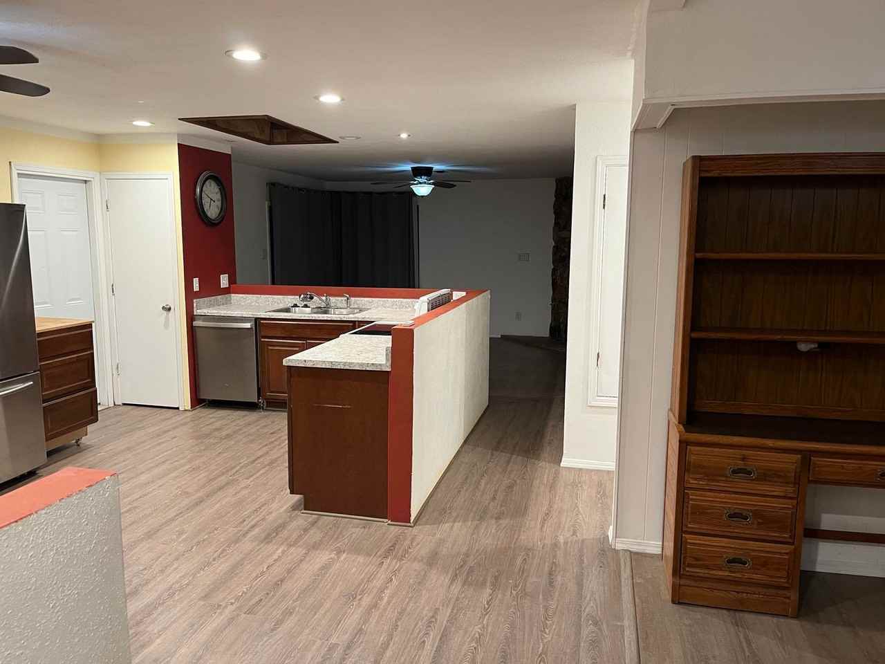 8108 Eddy Ave Ne - Photo 2 of 11