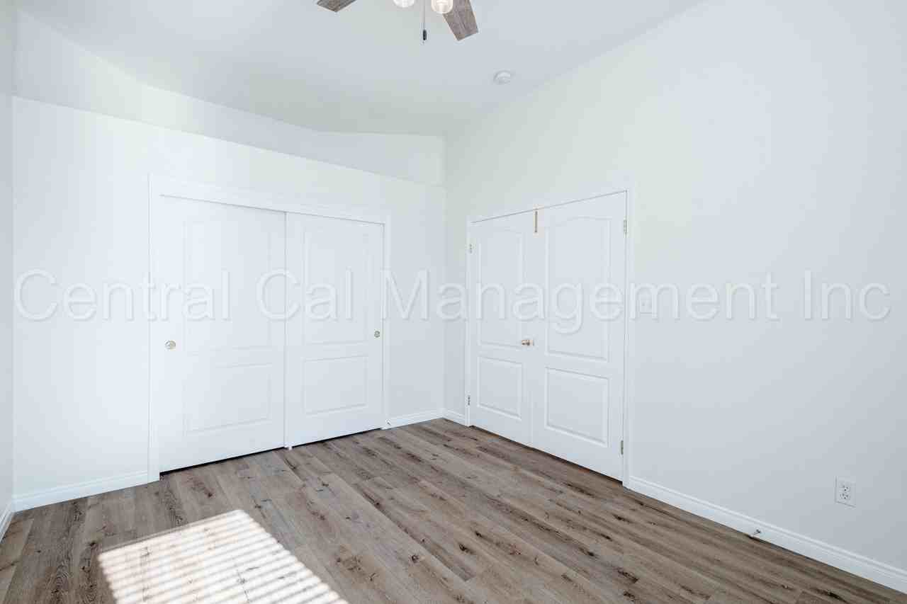 8614 Exodus Ln - Photo 7 of 31