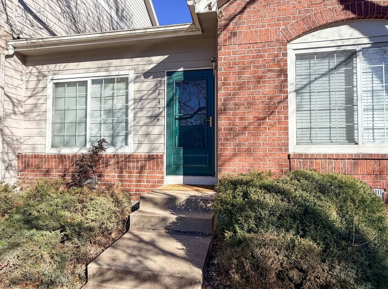 9647 W Chatfield Ave - Photo 2 of 32