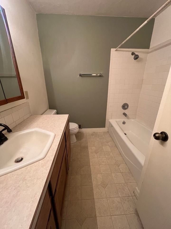 1727 Delmar St - Photo 7 of 12