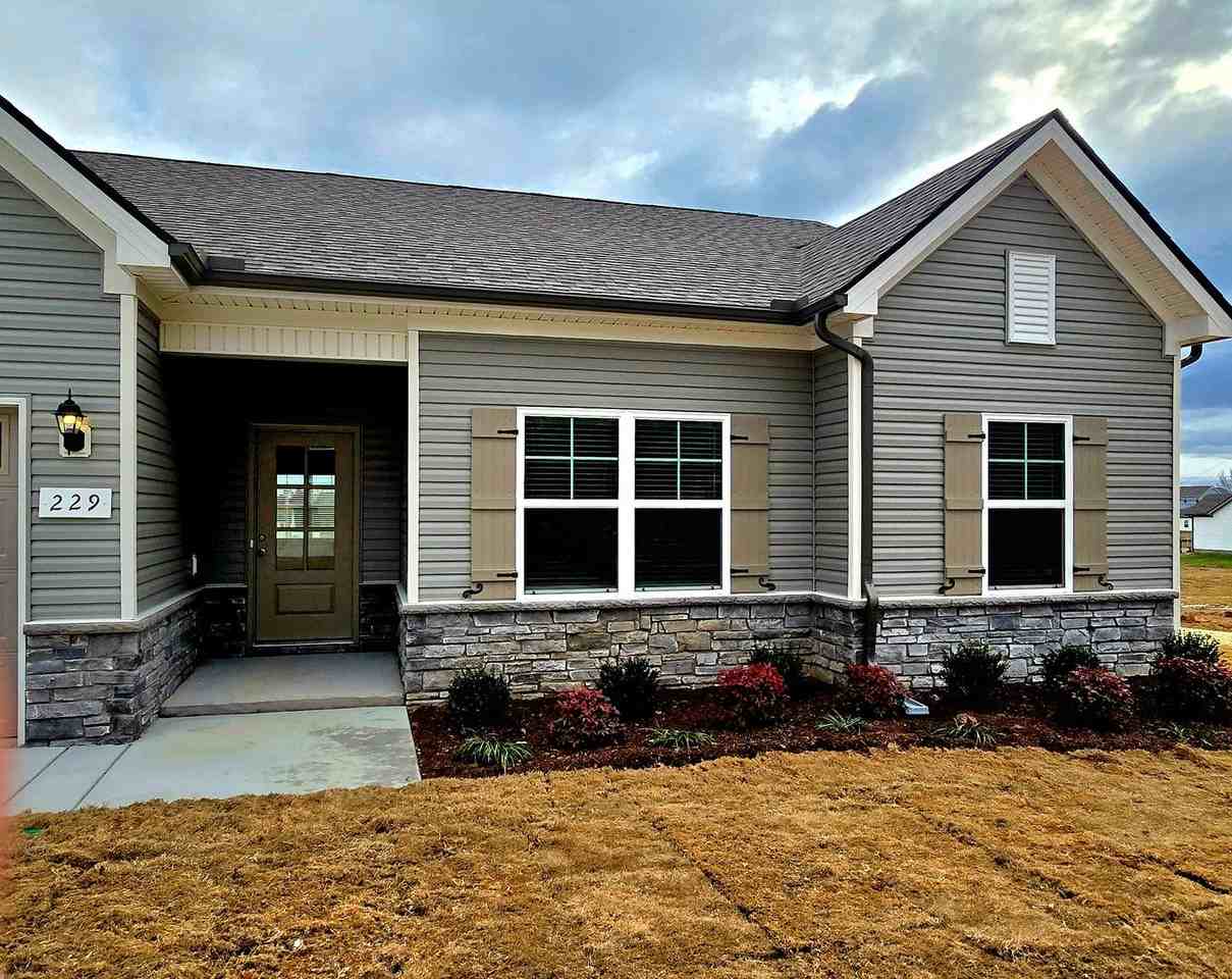 229 Republic St - Photo 2 of 6