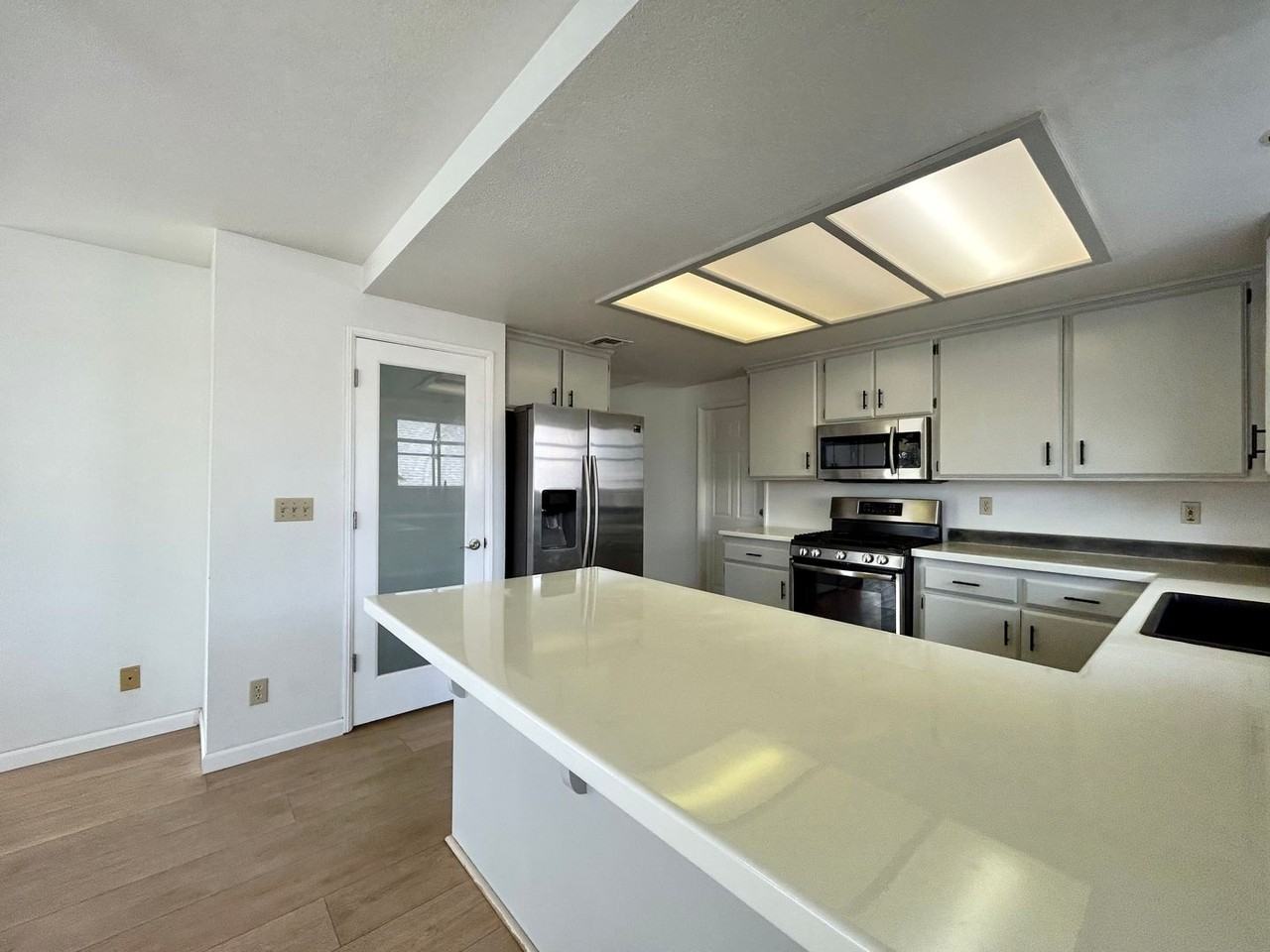 7451 Goleta Ave - Photo 3 of 34