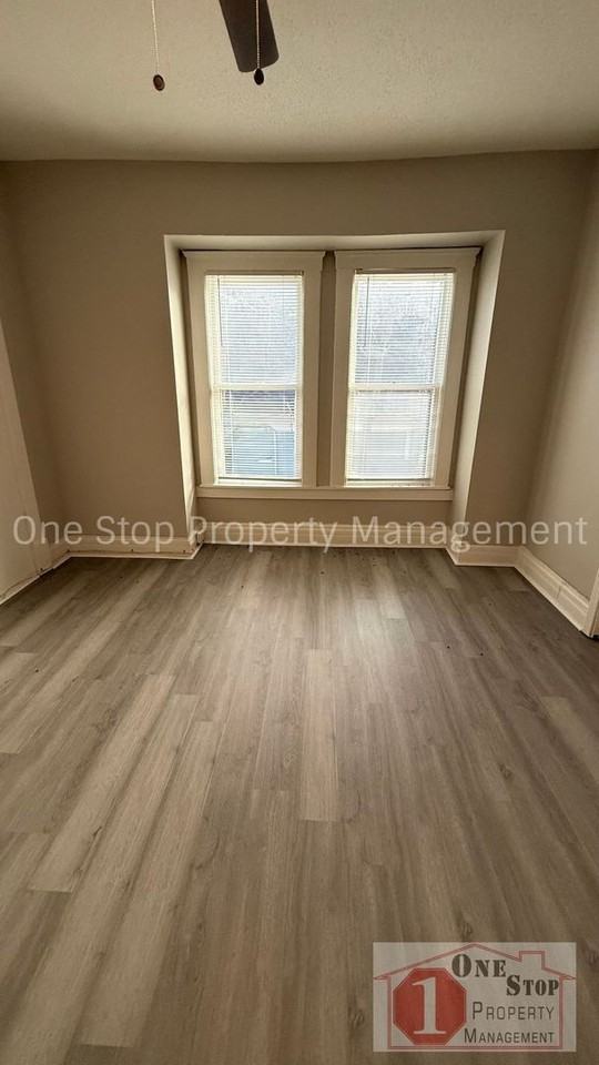 3427 Brooklyn Ave - Photo 2 of 20