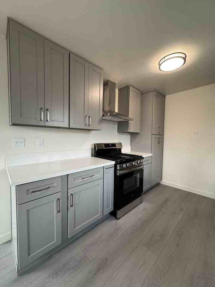 3540 & 3540 1/2 6th St - Photo 3 of 17