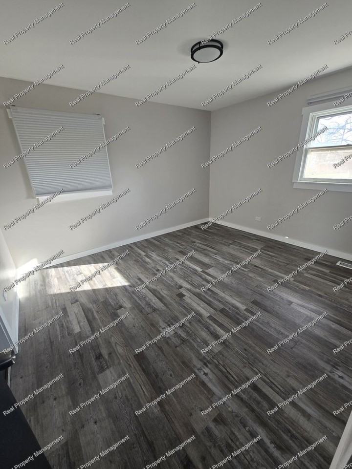 3103 Lois Pl - Photo 6 of 11