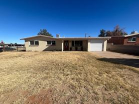 611 S Carmichael Ave - Photo 1 of 1