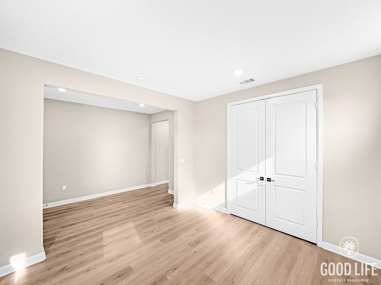 2066 Woolem Pl - Photo 4 of 27