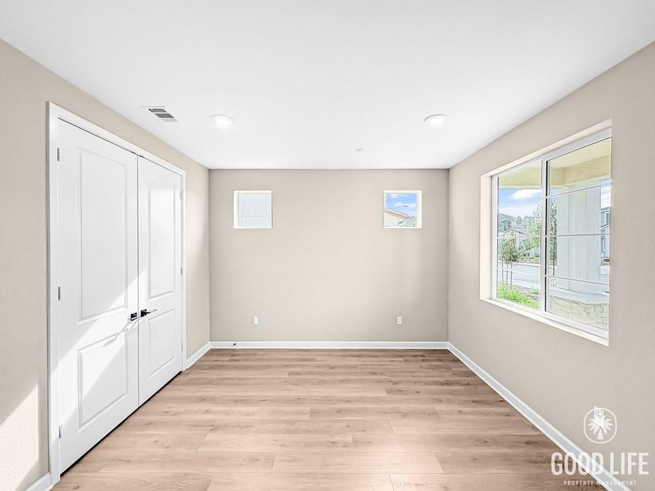 2066 Woolem Pl - Photo 5 of 27