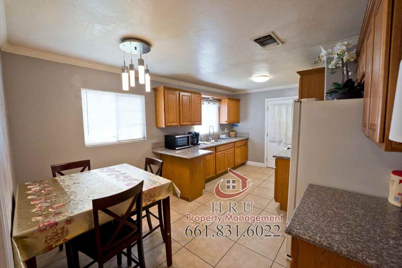 2018 Bernard St - Photo 6 of 26