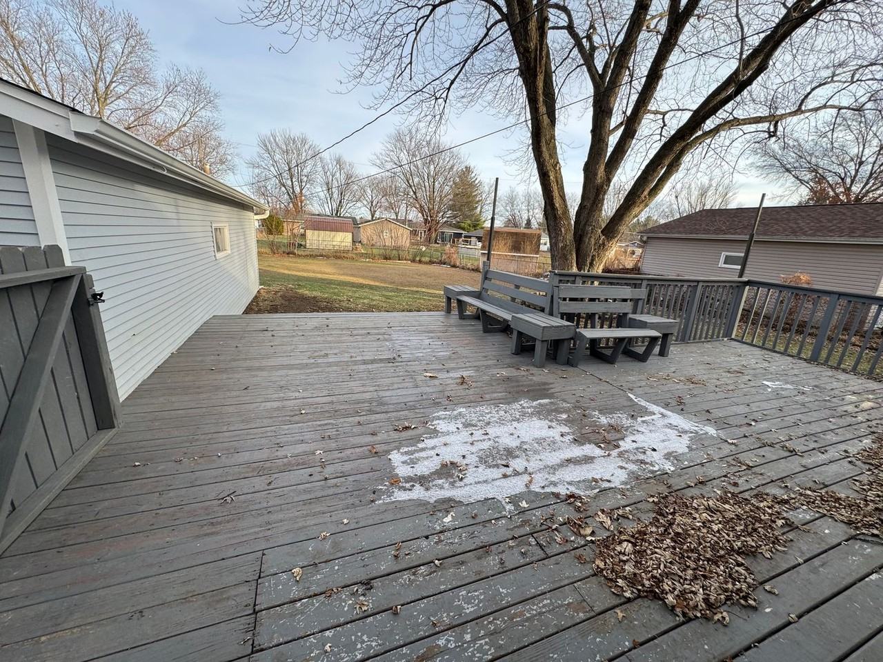 908 16th St - Photo 5 of 24