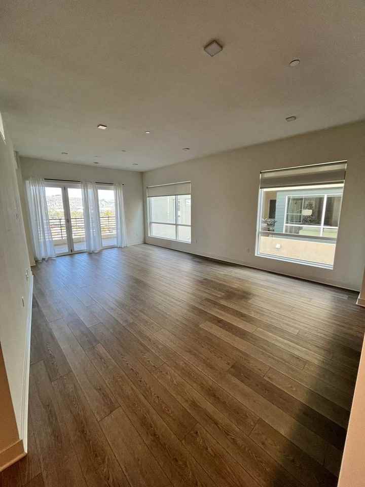 2410 Community Ln - Photo 4 of 20