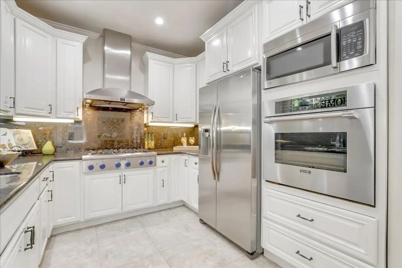 124 Shelley Ave - Photo 5 of 17