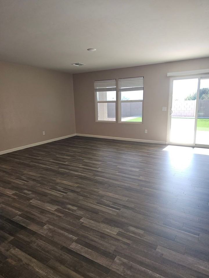1413 W Sheep Wash Way - Photo 3 of 18
