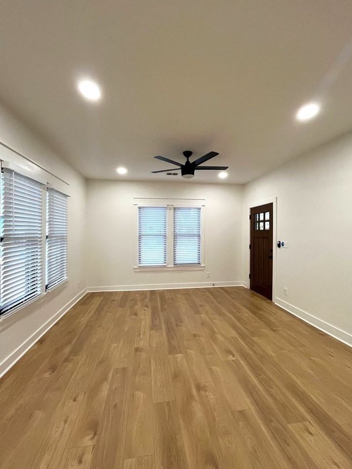 706 Evergreen Ct - Photo 4 of 18