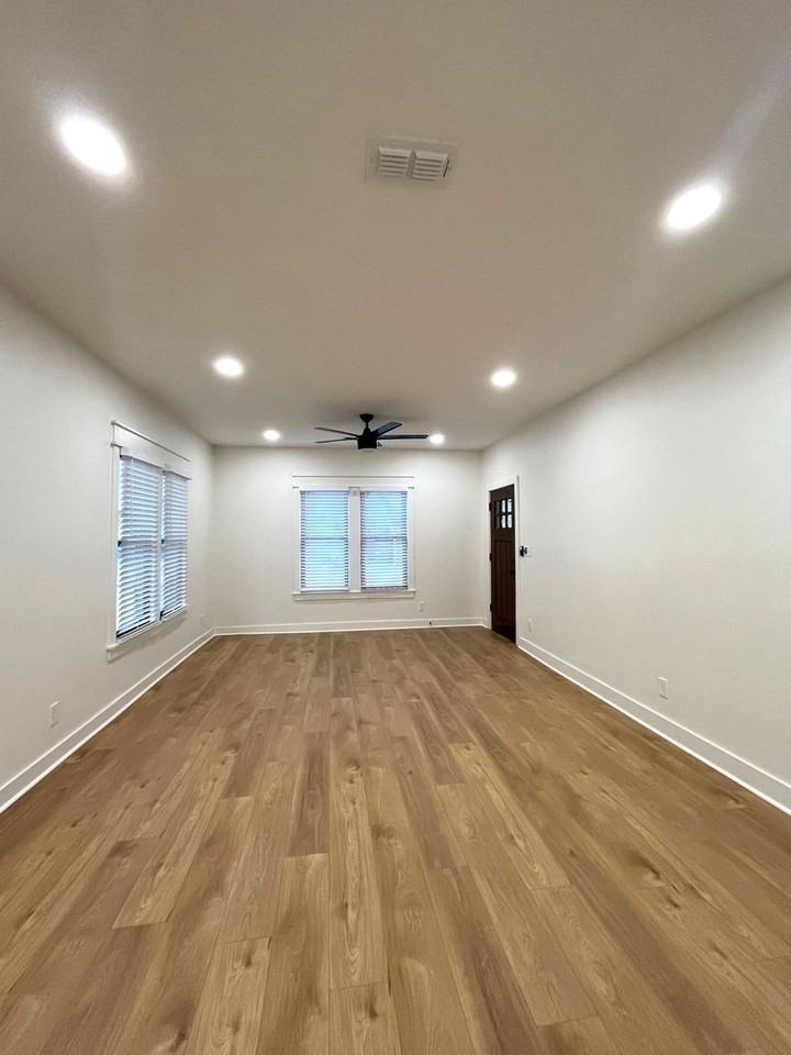 706 Evergreen Ct - Photo 5 of 18