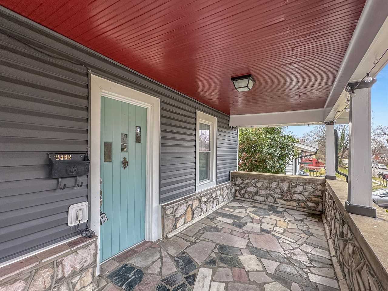 2442 Jefferson Ave - Photo 2 of 19