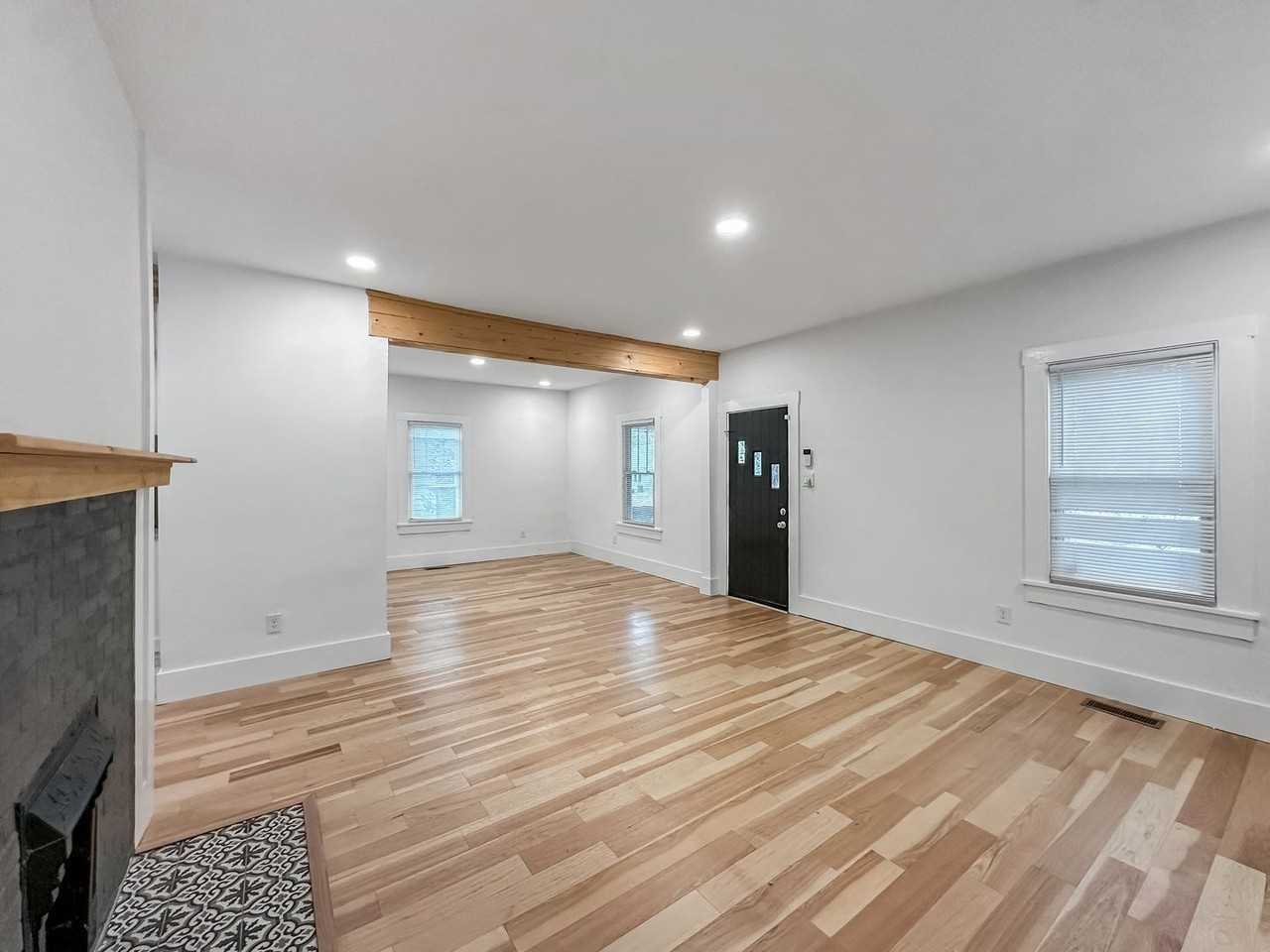 2442 Jefferson Ave - Photo 6 of 19