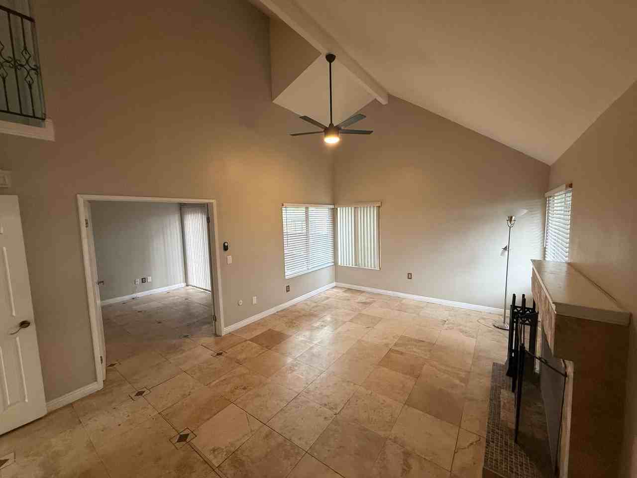 10763 Escobar Dr - Photo 3 of 31