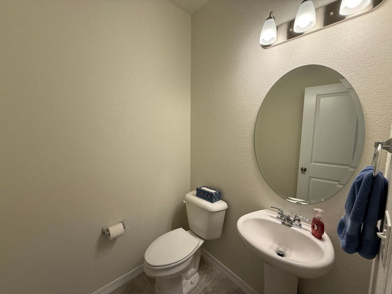 8221 Sophia Ln - Photo 7 of 28