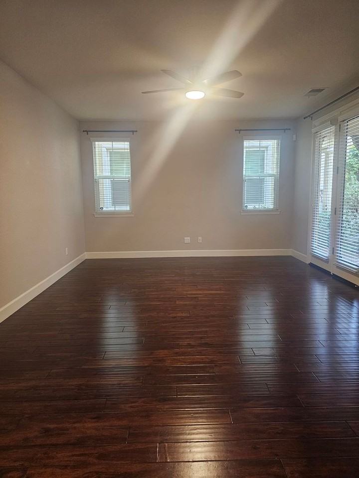 508 Dijon Pl - Photo 4 of 9