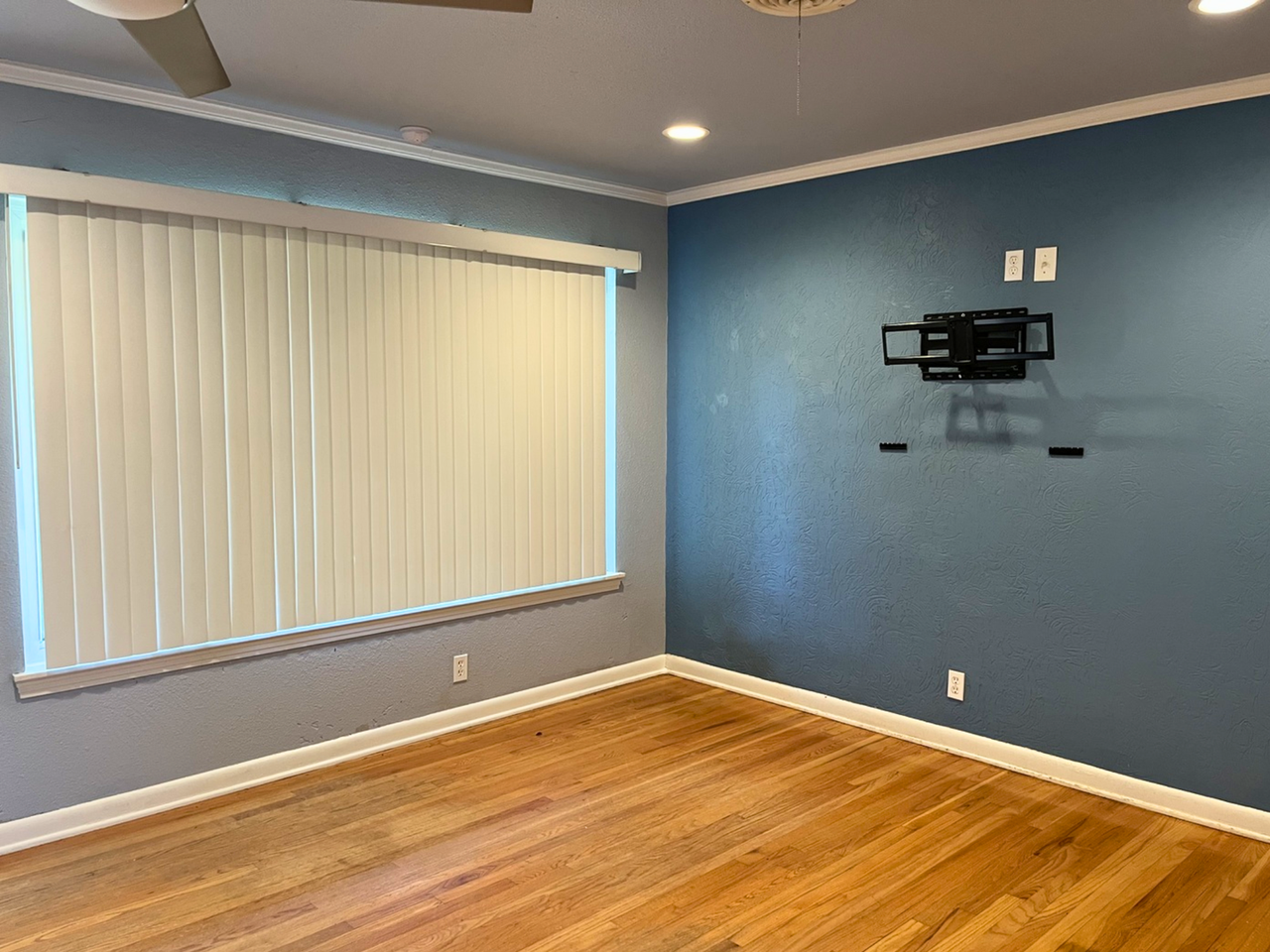 2022 Odessa Dr - Photo 4 of 12