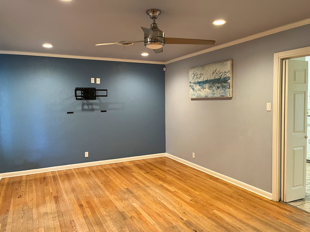 2022 Odessa Dr - Photo 5 of 12