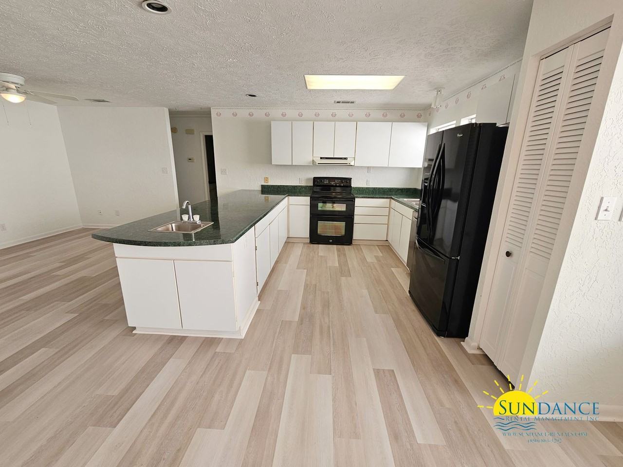 35 Dalton Dr - Photo 5 of 17