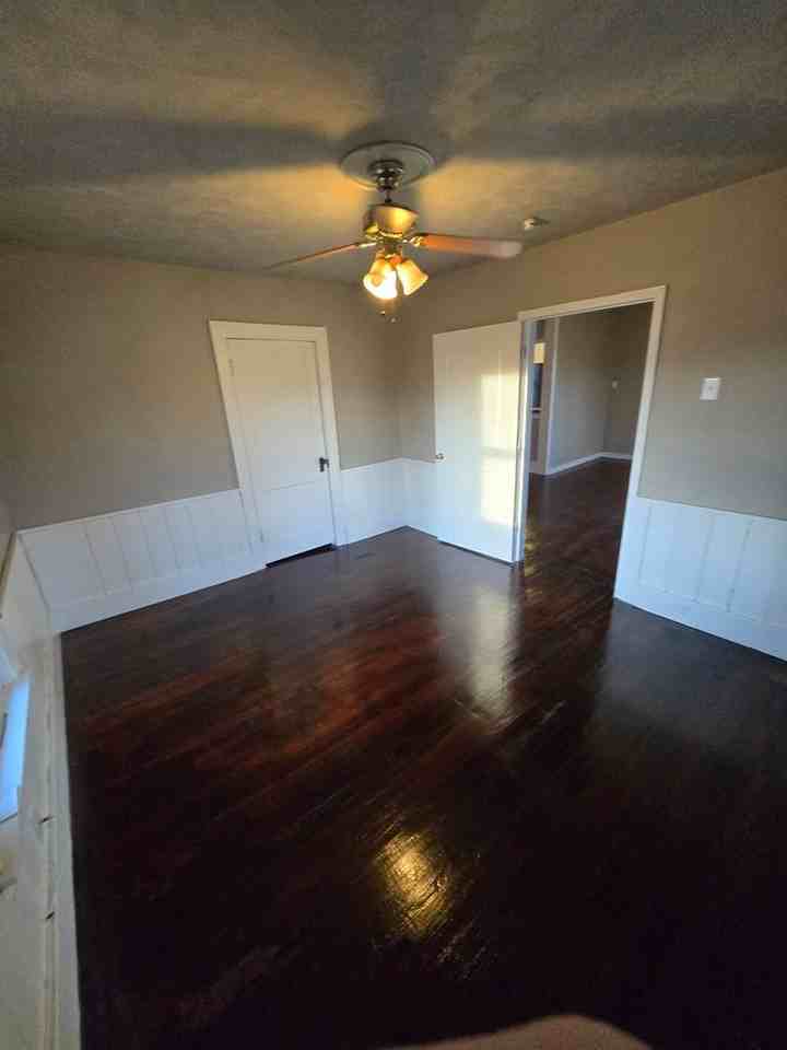 205 W Harrison St - Photo 6 of 14