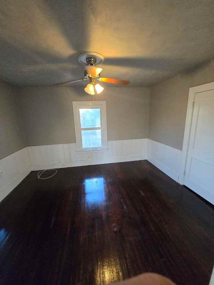 205 W Harrison St - Photo 7 of 14