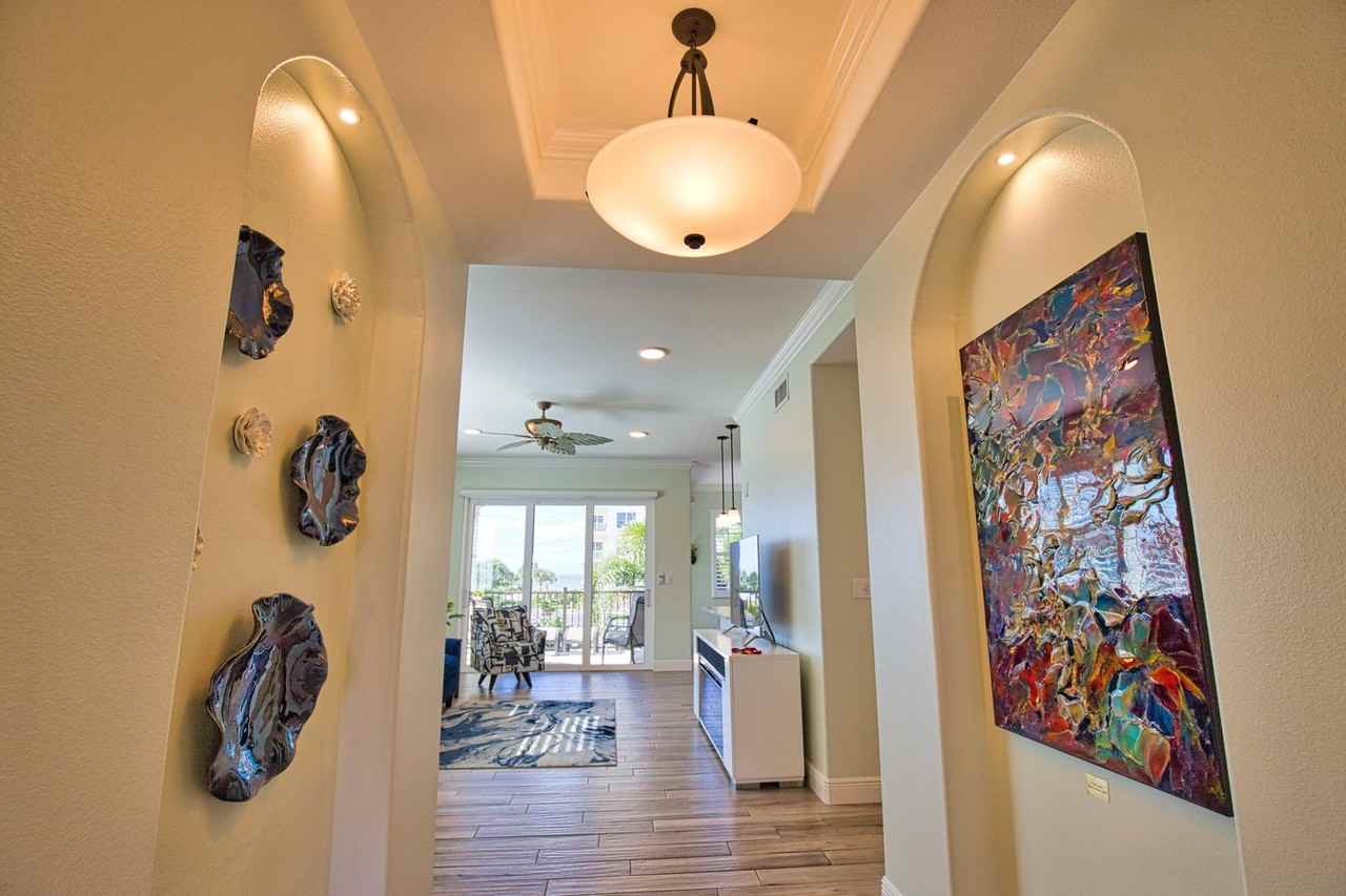 830 The Esplanade N #201 - Photo 4 of 43