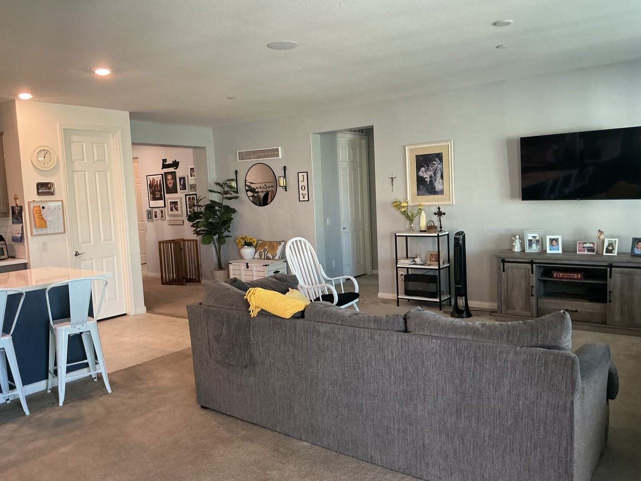 7869 Boot Straps Ct - Photo 4 of 24