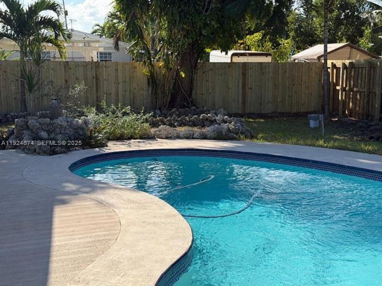 19810 Holiday Rd #0 - Photo 5 of 39