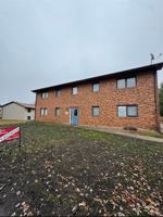 featured image of 1615 Knollcrest Dr