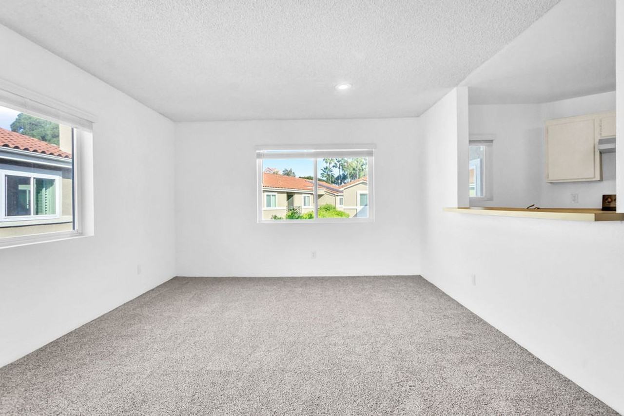 7425 Charmant Dr #2610