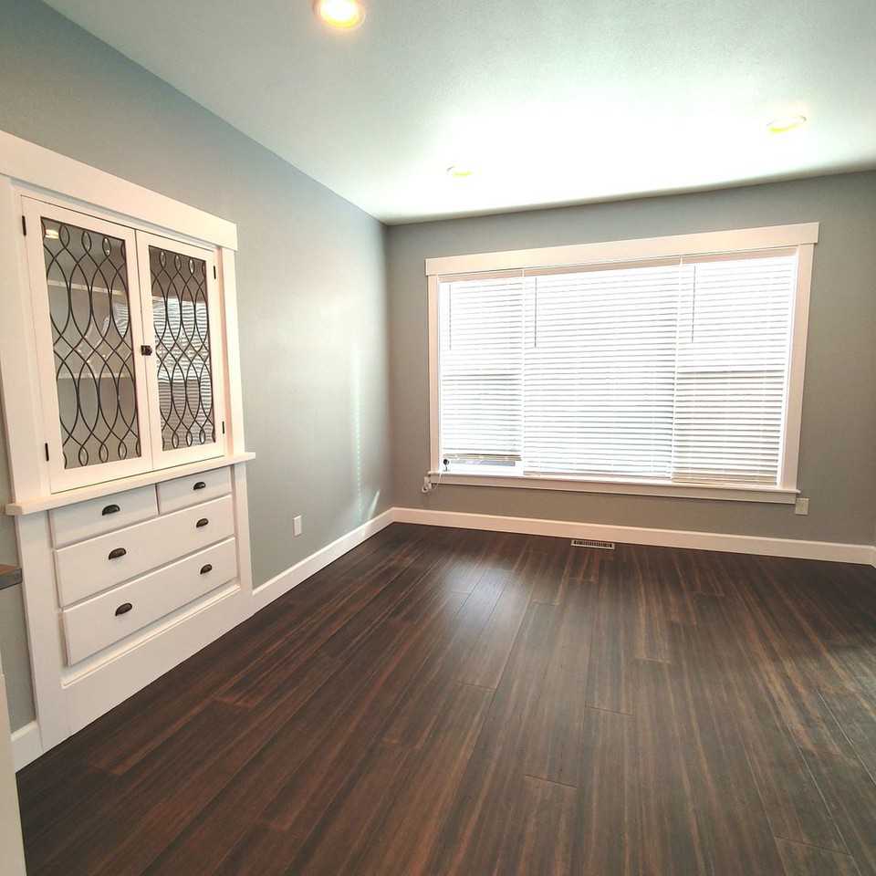 4533 Se Francis St - Photo 7 of 36