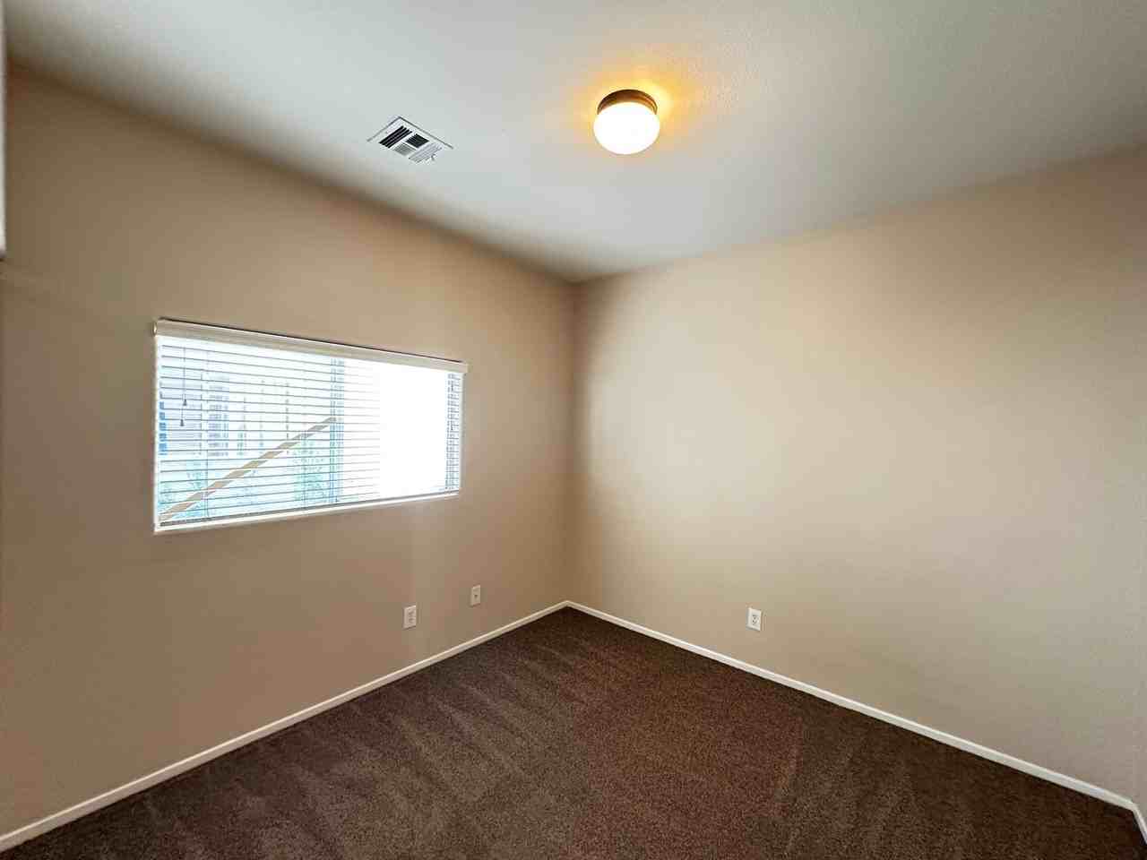 6277 Canebrake Ct - Photo 4 of 21