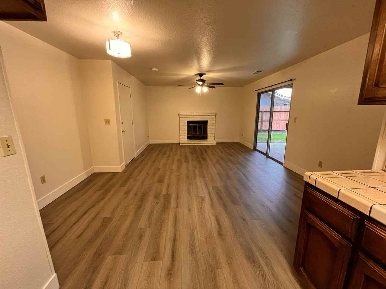 1524 Swarthmore Dr - Photo 6 of 19