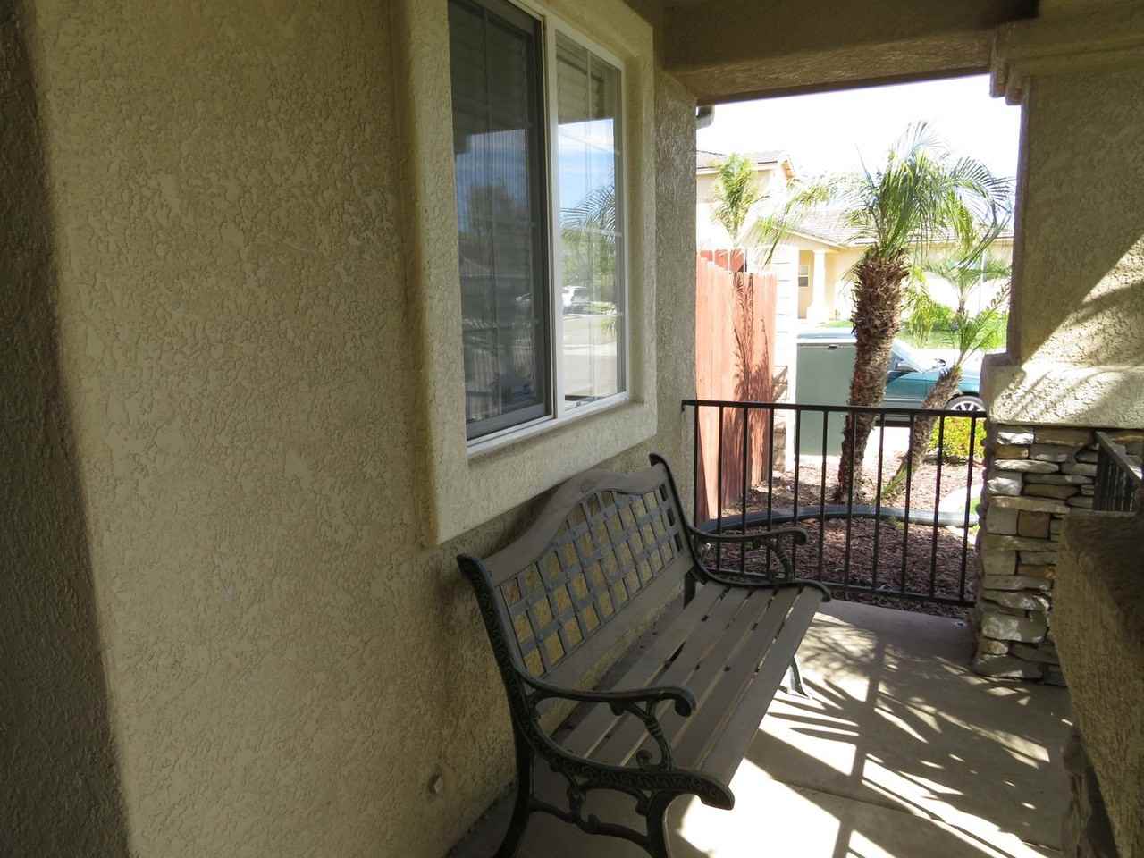 1861 Evelyn Ct - Photo 4 of 36