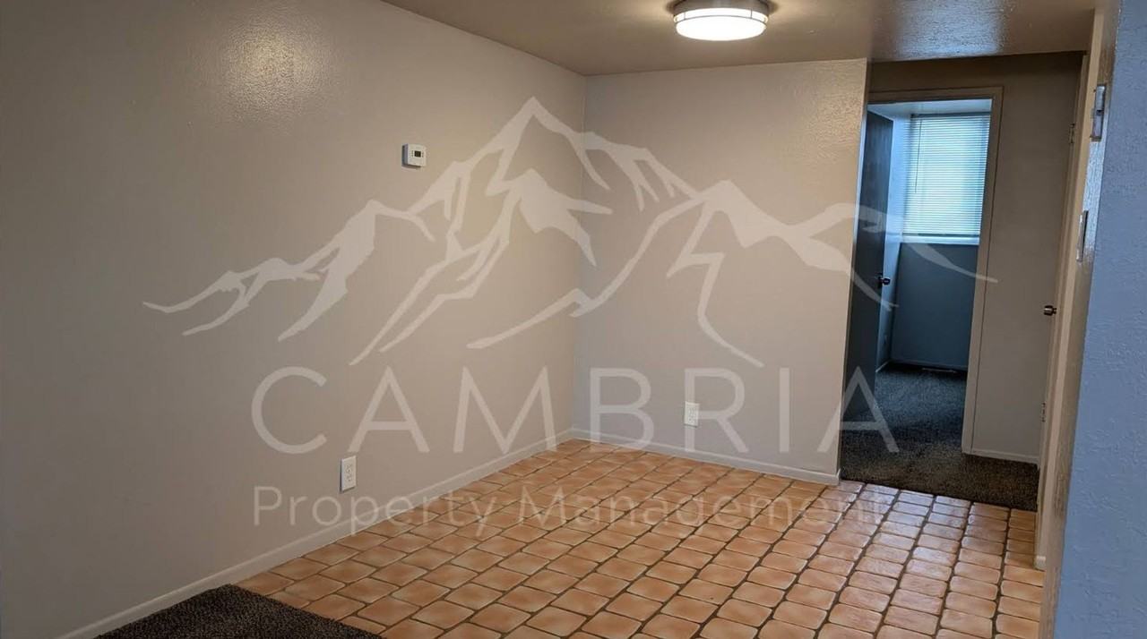 4428 S Rosehaven Ct #C - Photo 3 of 9