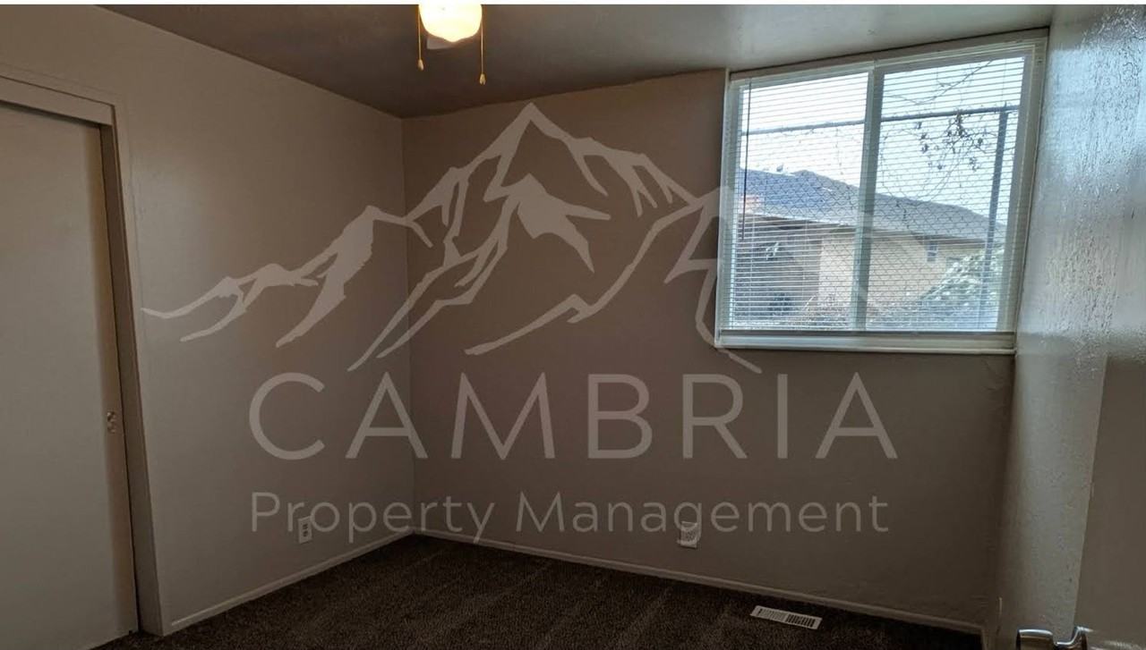 4428 S Rosehaven Ct #C - Photo 6 of 9