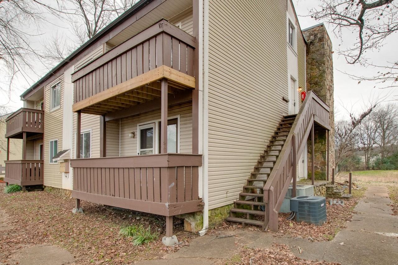 9020 Mahogany Row Se - Photo 3 of 25