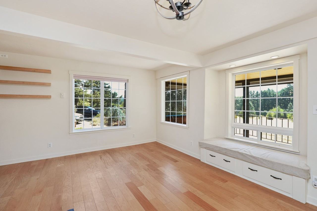 24496 Mccain Rd - Photo 3 of 32