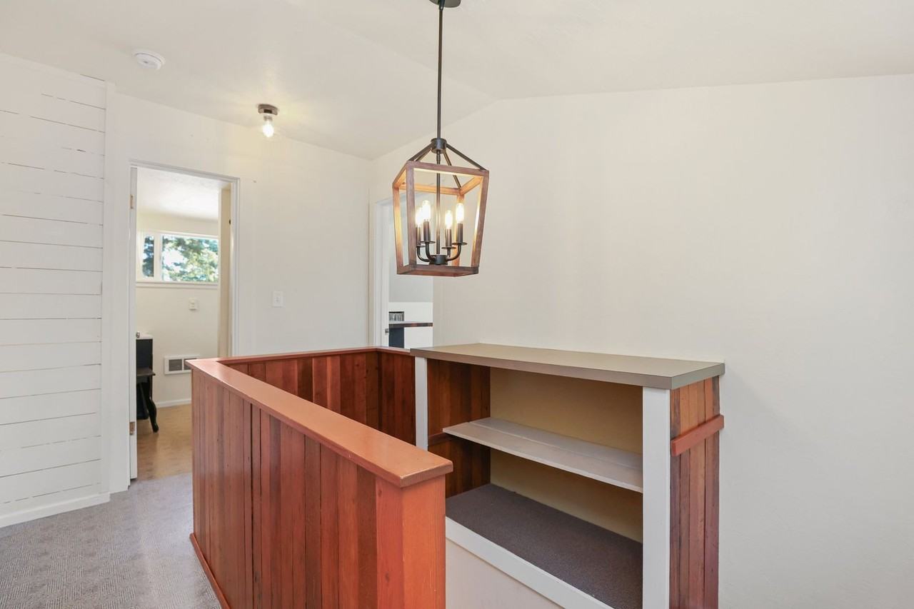 24496 Mccain Rd - Photo 7 of 32