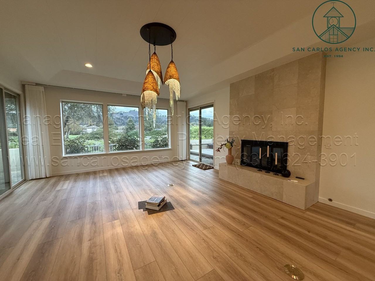 7073 Fairway Pl - Photo 3 of 25