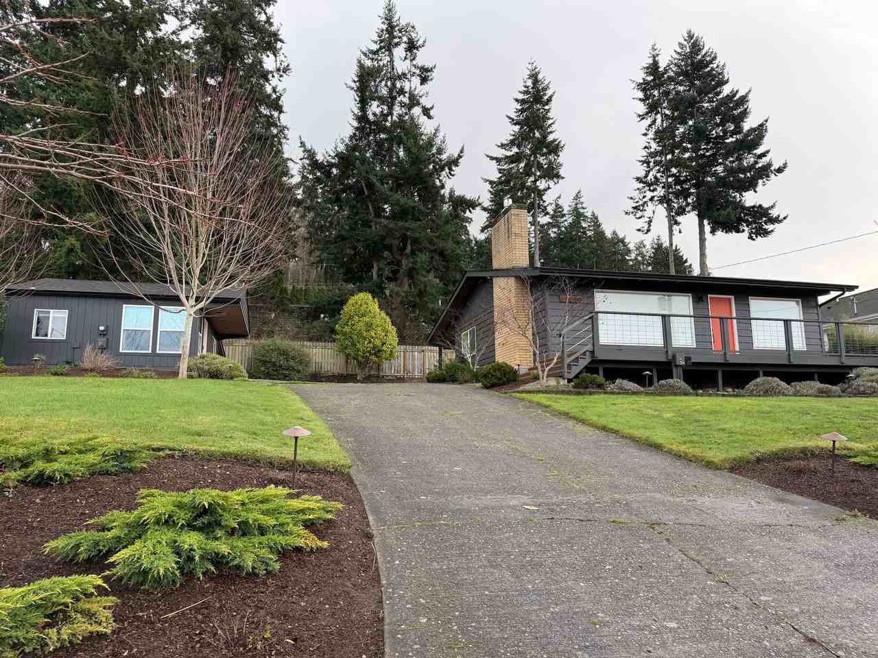 1680 Dorsey Dr - Photo 3 of 29