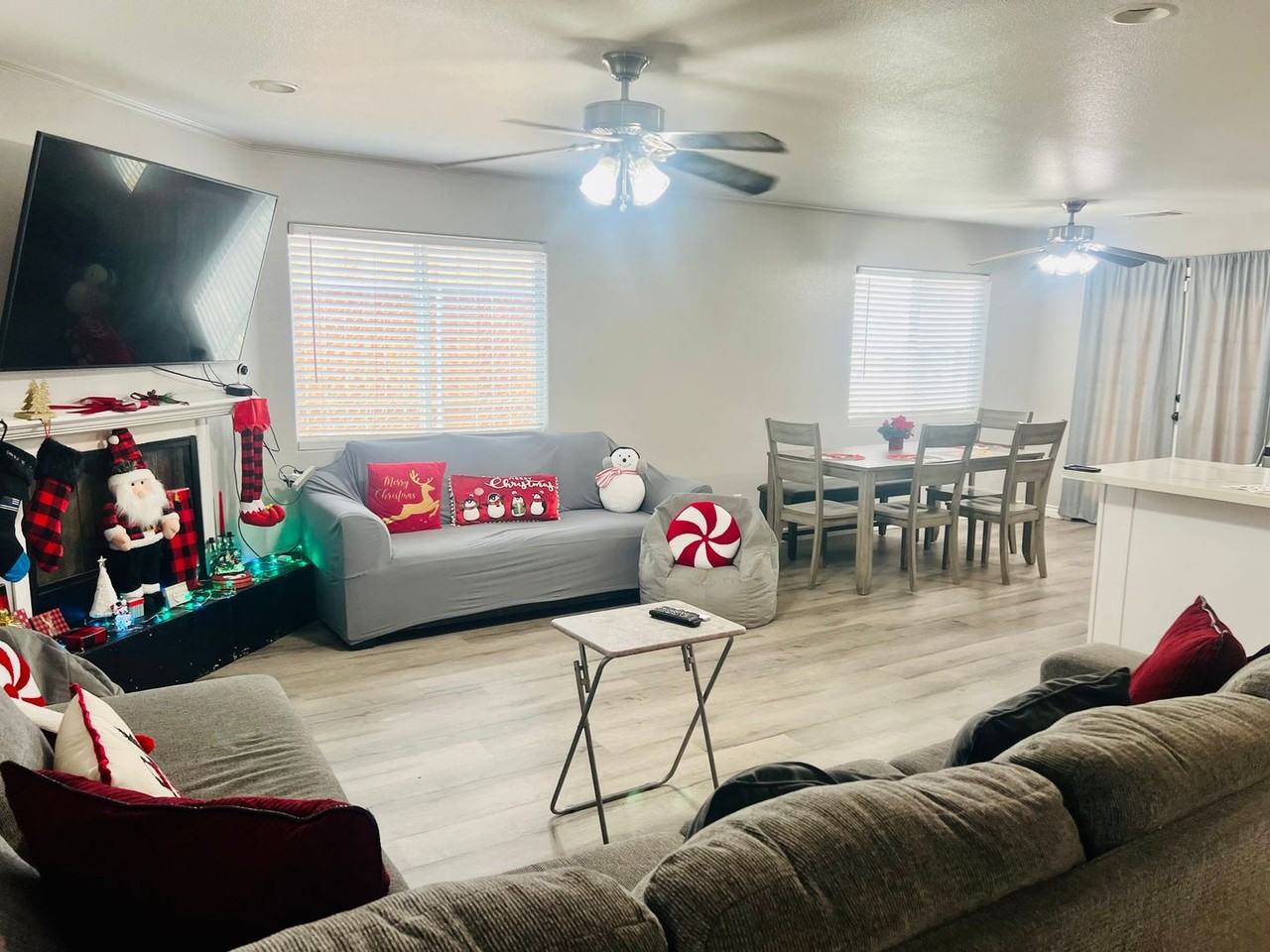 16726 Lacy St - Photo 3 of 18