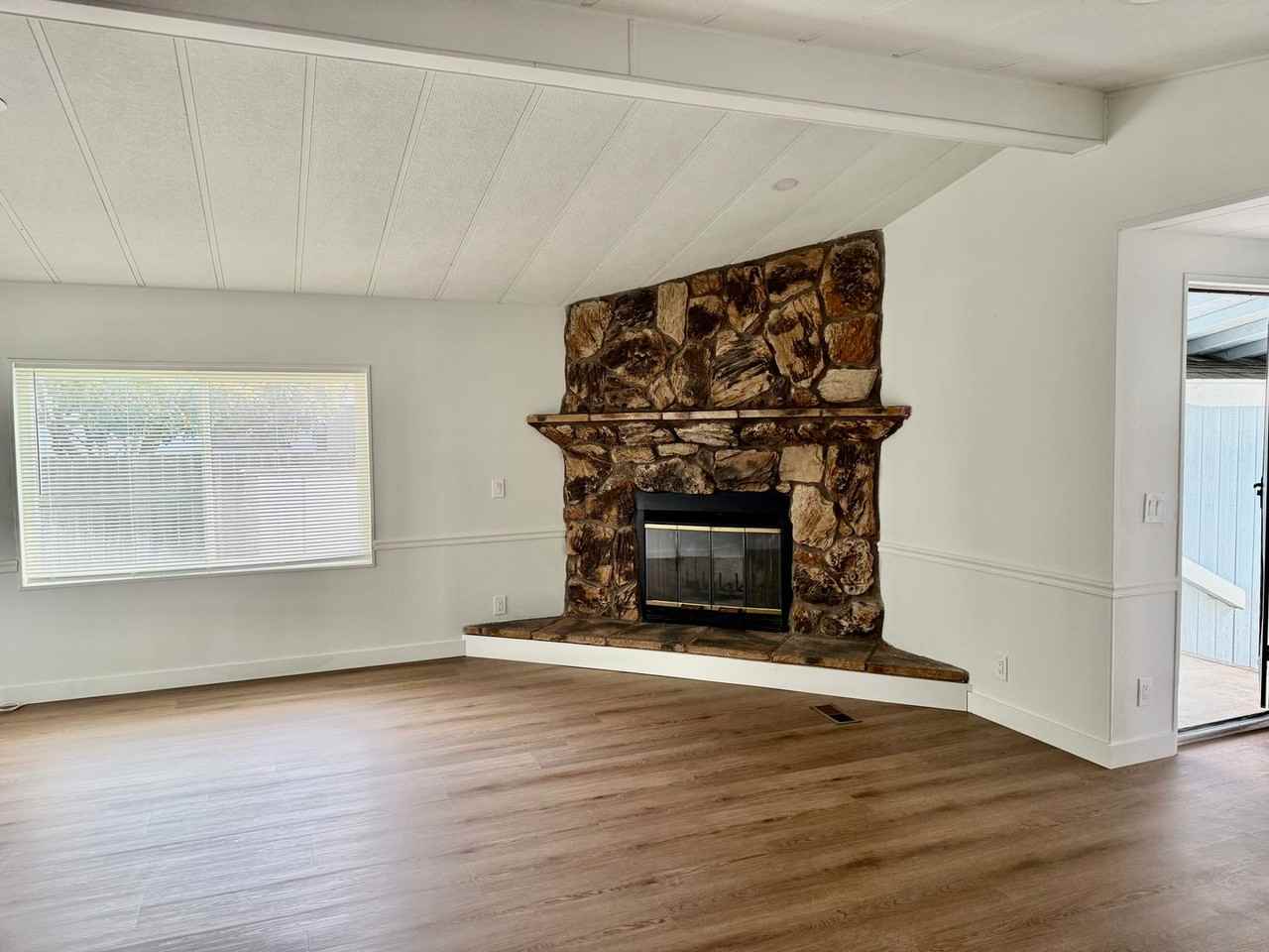 10220 Wrangler Way - Photo 7 of 18