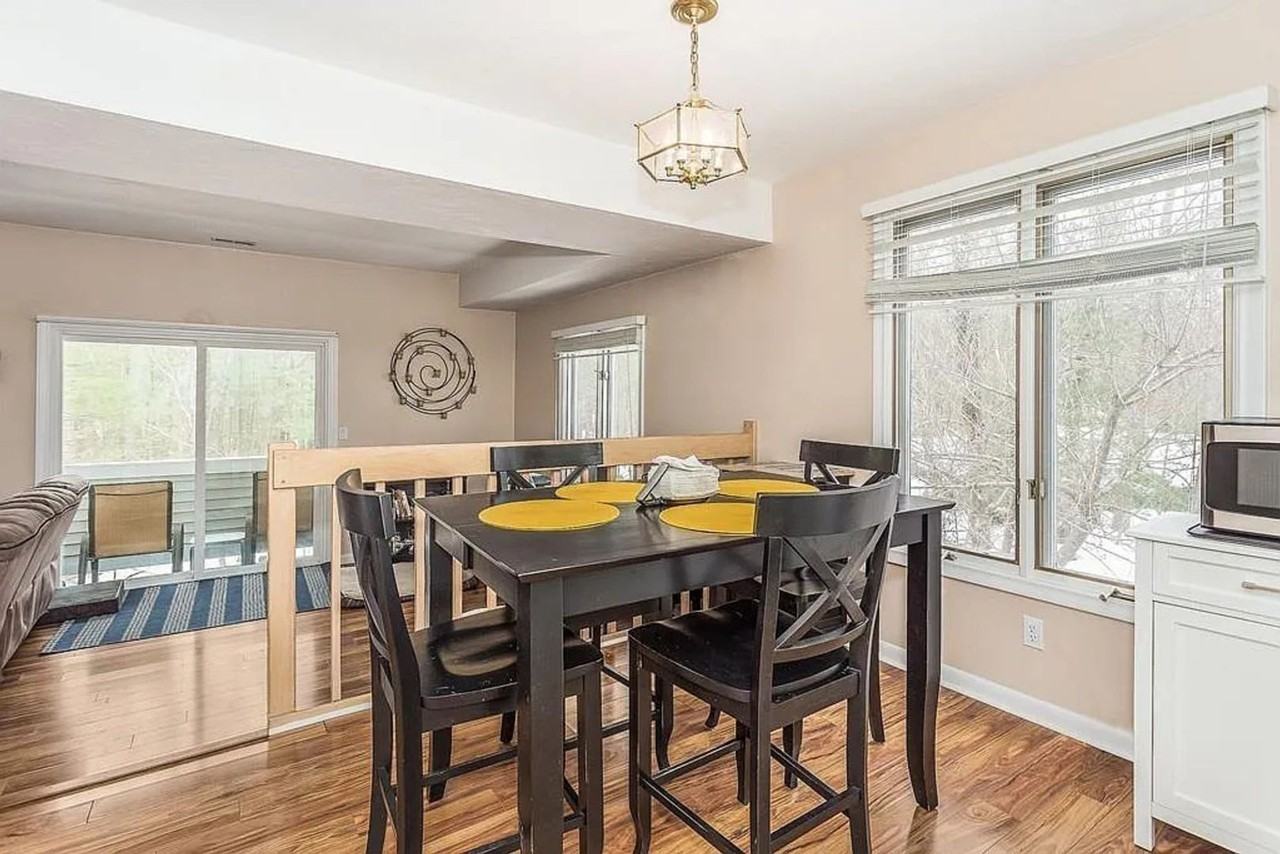 118 Burkhall St - Photo 4 of 15