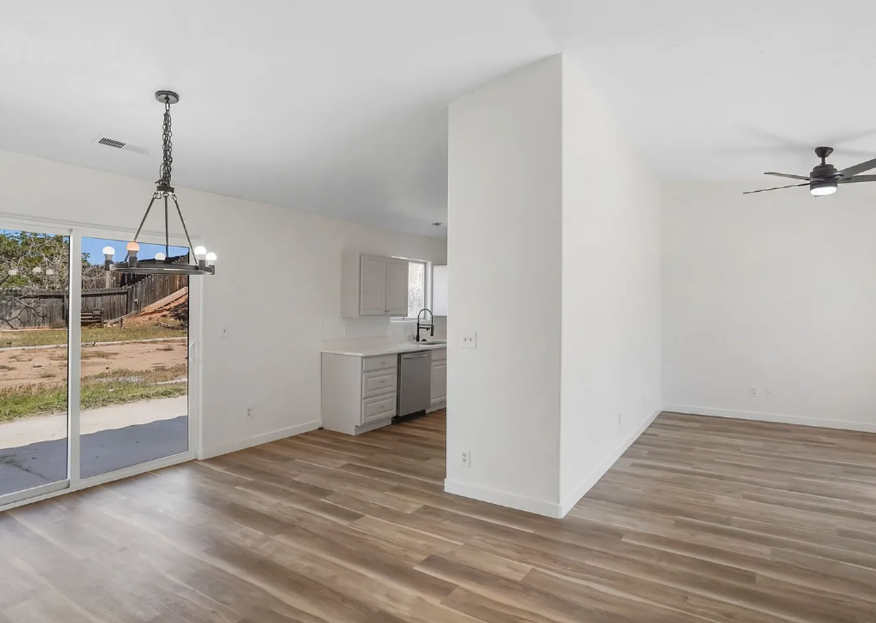 3480 W 290 N - Photo 3 of 18