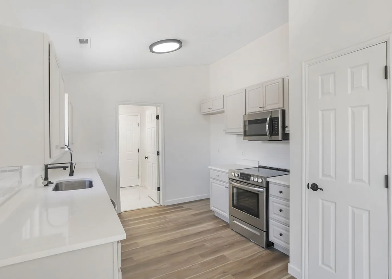 3480 W 290 N - Photo 7 of 18